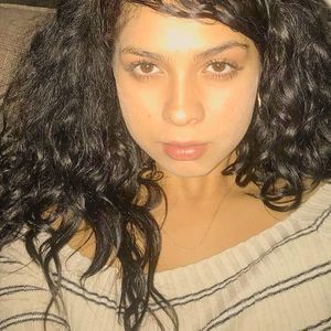 Meet your Posher, Deysia